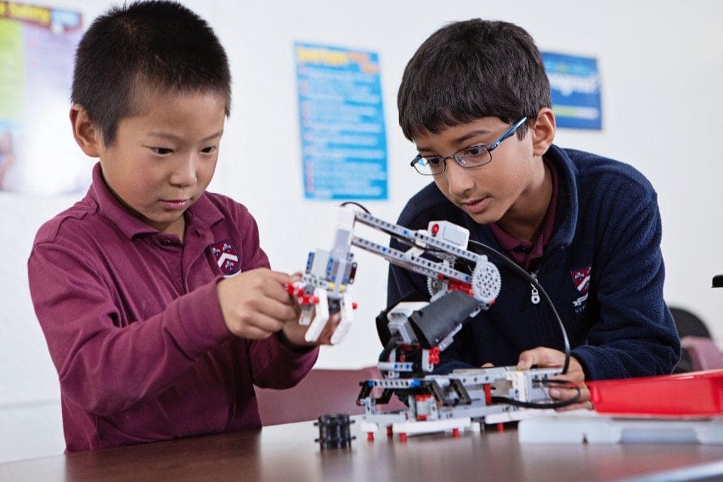 The Best STEM Camps in Austin (2026): A Parent’s Guide