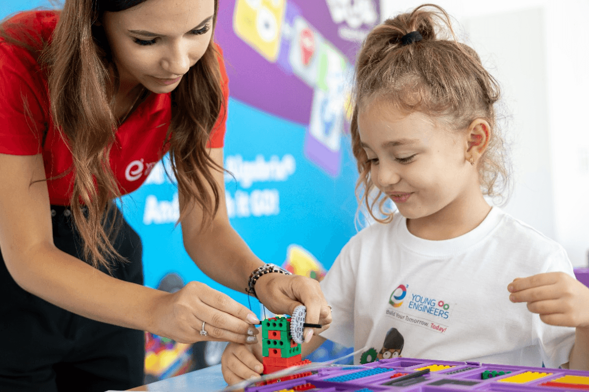 Young Engineers STEM Class