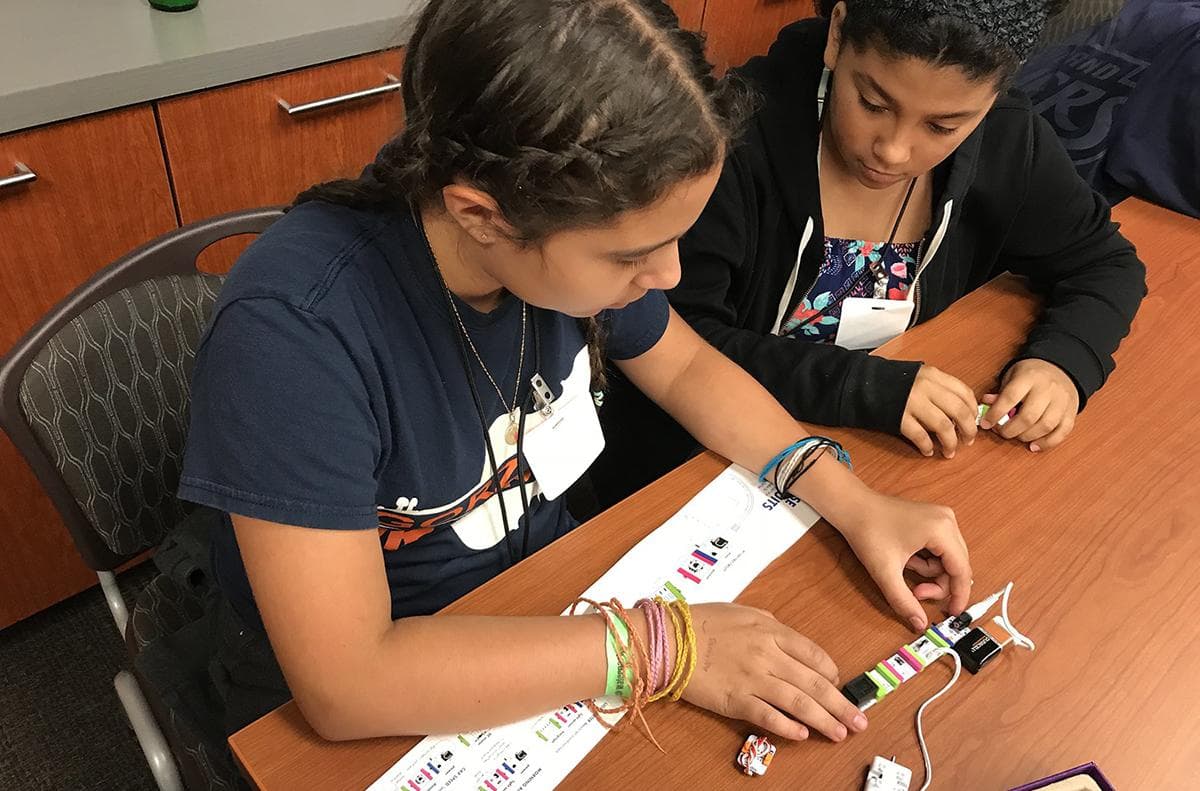 UT Austin - Camp Chemistry