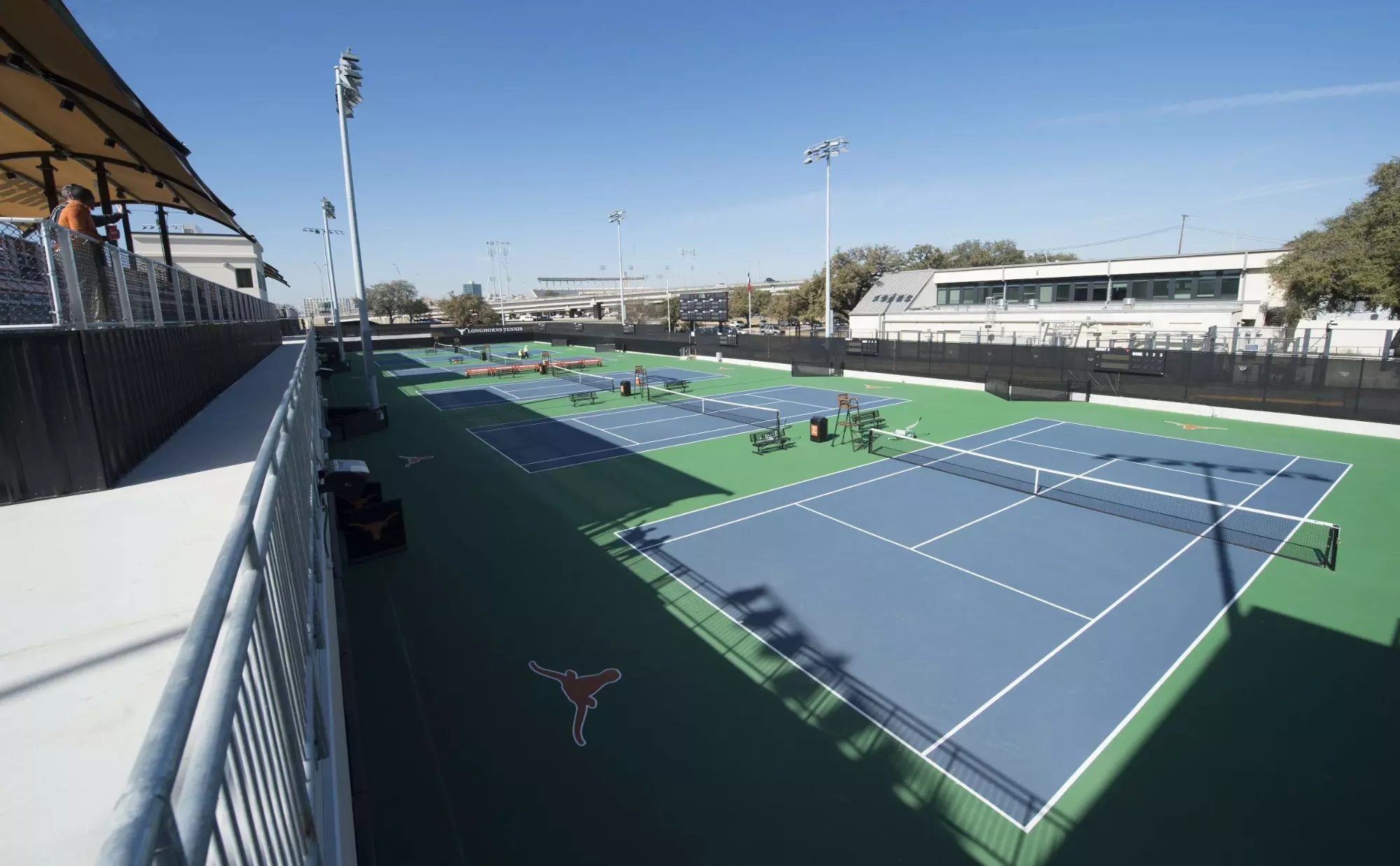 UT Austin - Longhorns Tennis Camp