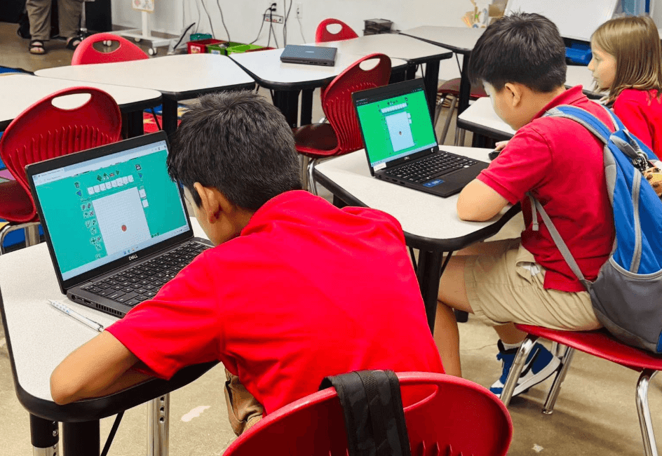 Intro to Scratch Jr (Ages 5-7)