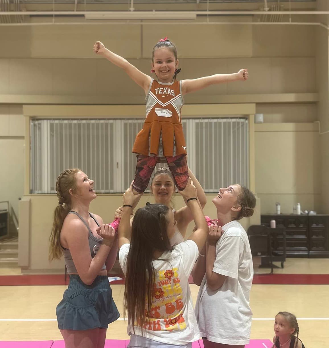 Spirit House Cheer